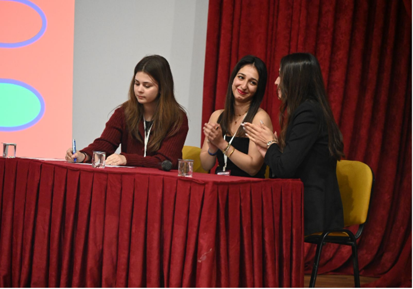 ÜNİDES PROJESİ- Doğru Bilginin İzinde Üniversiteler Arası Bilgi Yarışması