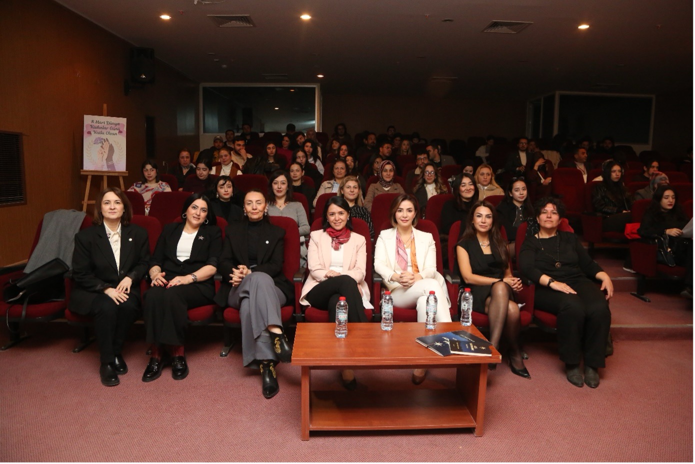 8 Mart Dünya Kadınlar Gününde Fakültemizde Anlamlı Etkinlik 