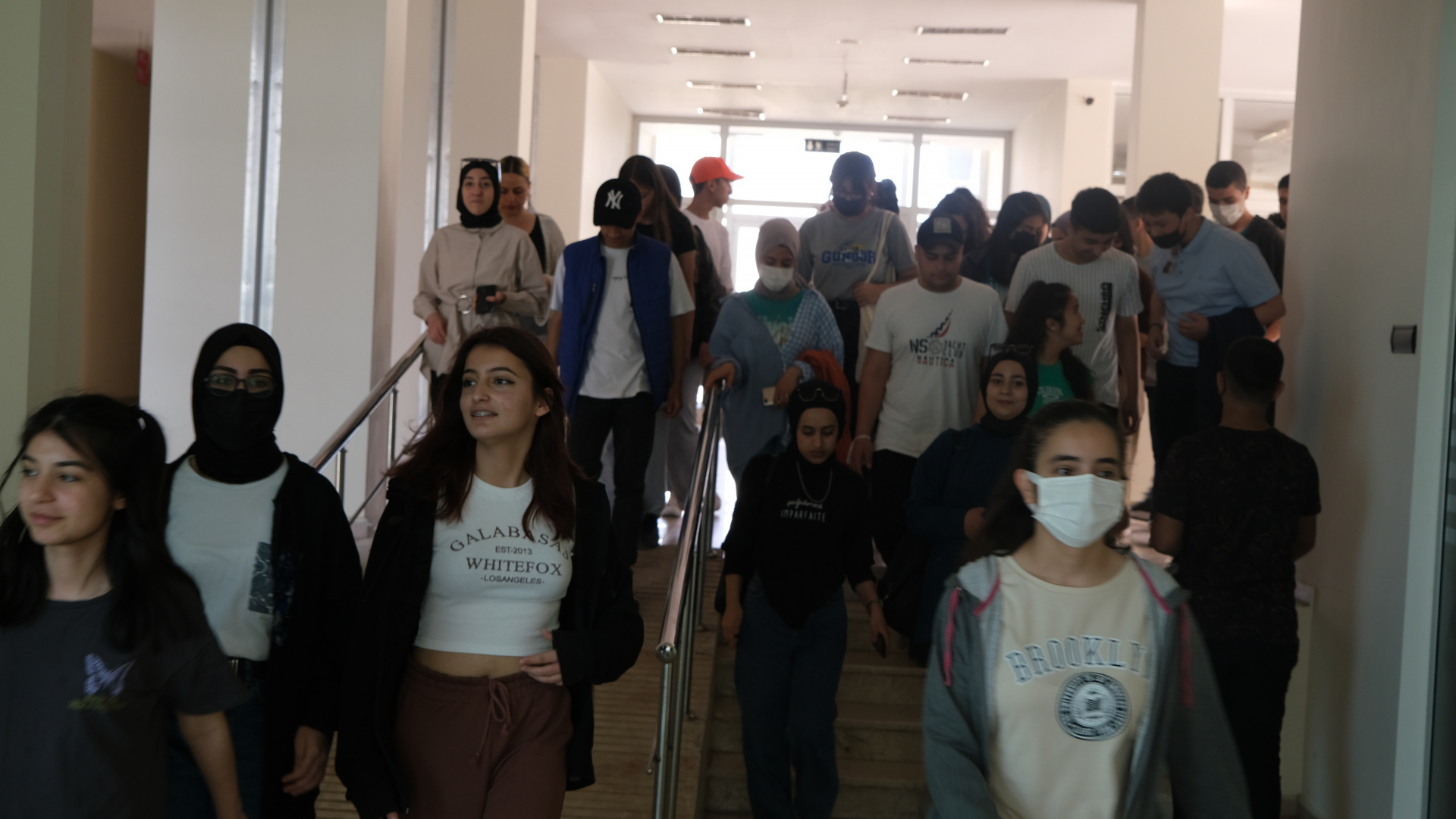 Şehit Ayhan Güngör Anadolu Lisesi Öğrencileri İletişim Fakültesini Ziyaret Etti